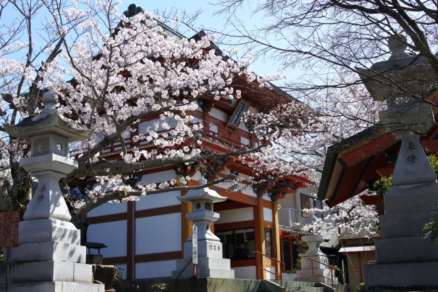 はくとり稲荷神社